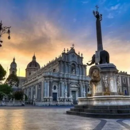 Casa Curro Holiday home Catania